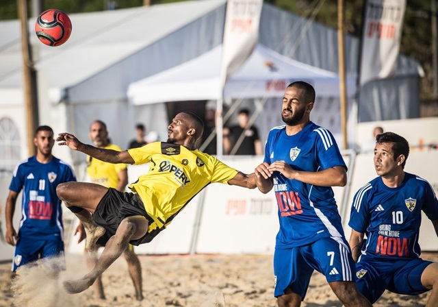 ראש העין מנצחת בשיניים את בית"ר ירושלים (צילום: עודד קרני)